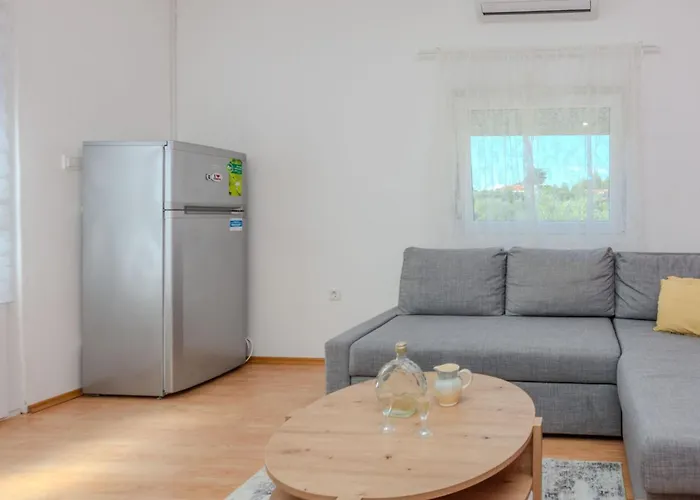 Jozanovic By Interhome * Vir